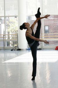 Alicia+Graf+Mack+rehearsing+Streams.+Photo+by+Claudia+Schreier_d3ed6944-dc02-42f8-a6a3-1d4e6367f4d9-prv